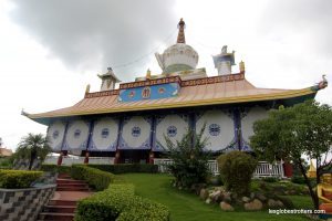 le grand stupa de lotus, Allemangne
